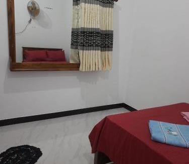 Minuwangoda House | Black Rose Guest