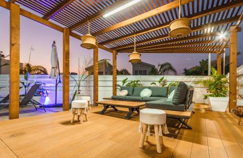 Pervolia Villa | Black Swan Villa