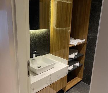 Borcka Hotel | BLACKLAKE OTEL