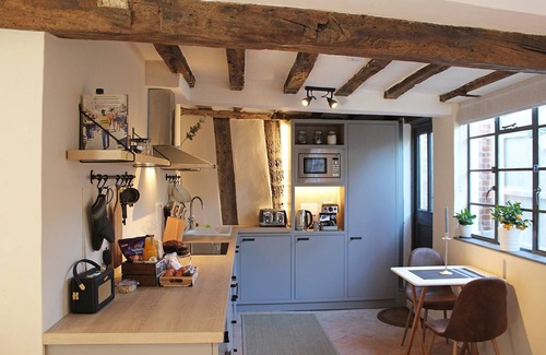 Lavenham Apartment | Blacksmith’s Cottage has been carefully restored