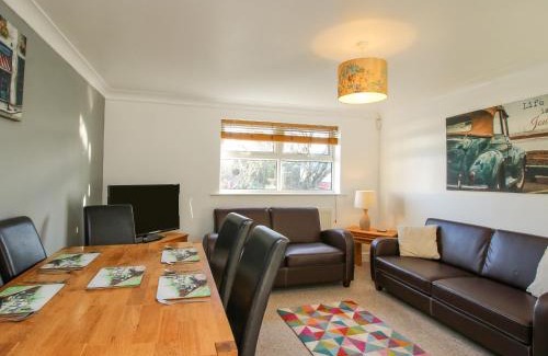 Ellesmere Apartment | Blackwater Meadows