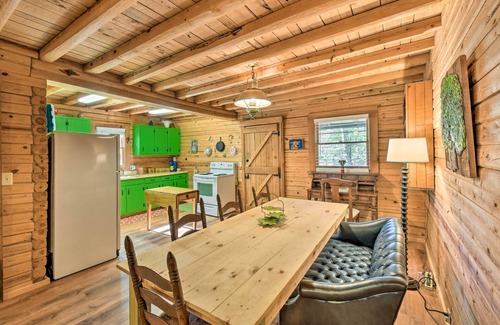 Blairsville Cabin | Blairsville Cabin w/Fire Pit, 7 Mi to Dtwn!