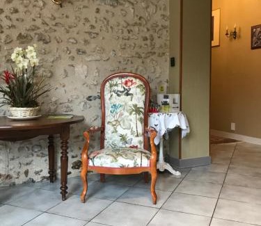 Bleneau Hotel | Blanche de Castille