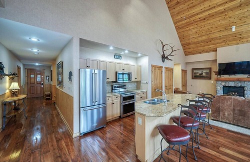 River Run Apartment | BLCD2 Buffalo Lodge 2 bed 2 bath