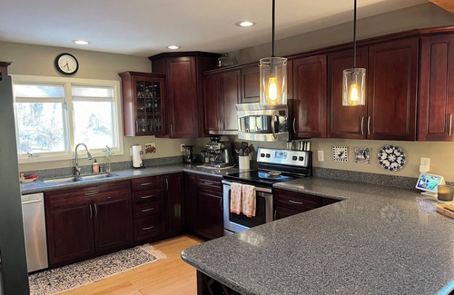 Old North Boulder House | Bldr 4 Bdr house close to Pearl St, WFs, schools, trails—walk andbike everywhere