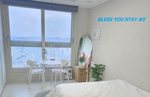 Bucheon Apartment | #BLESSYOU STAY #Paid Parking #Free Netflix #Sinjungdong Station 1Min #High-rise View #Newly built