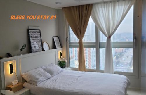 Bucheon Apartment | #BLESSYOU STAY #Paid Parking #Free Netflix #Sinjungdong Station 1Min #High-rise View #Newly built
