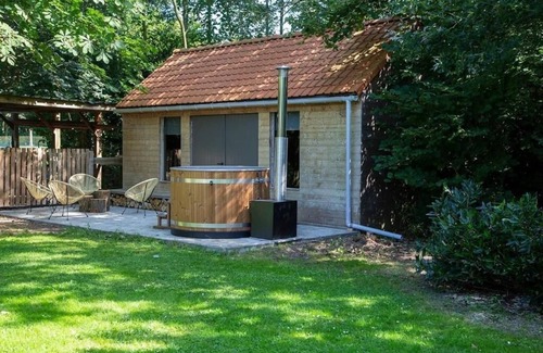 Hertsberge House | Blijbos, Comfortable and relaxing in green surroundings