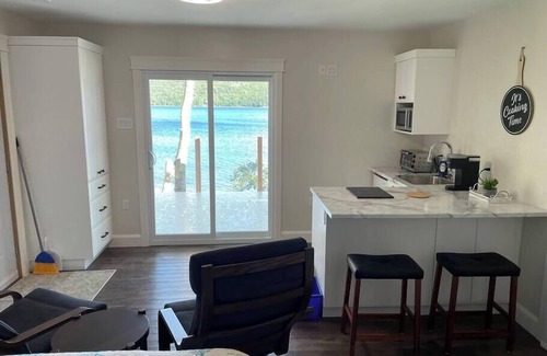 King's Point Apartment | Bliss by da Bay Deluxe suite 5
