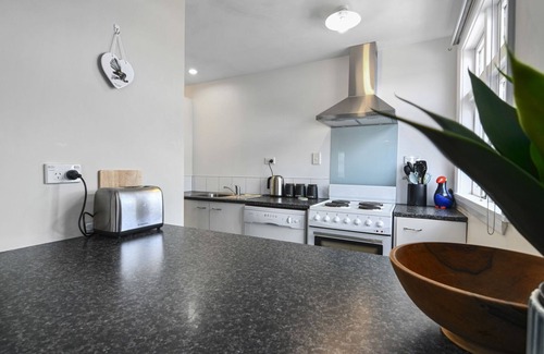 Blenheim House | Bliss on Barratt - Blenheim Holiday Home