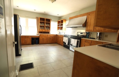 West Lafayette House | Blocks from Purdue, Ross-Ade, Mackey, Samara House, Birck Golf Complex