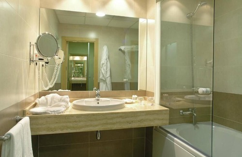 Imarcoain Hotel | BLU HOTEL PAMPLONA