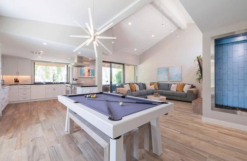Palm Desert House | Blu Monterey - Pickleball, Golf Cart, Pools, Bikes