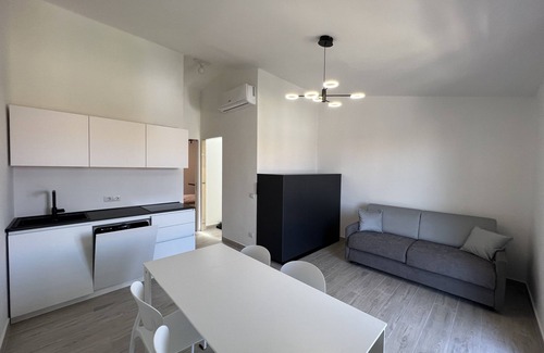 Ruoni Apartment | BLUE APARTMENT