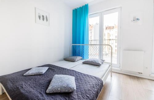 Krzyki Apartment | Blue Apartment with a terrace