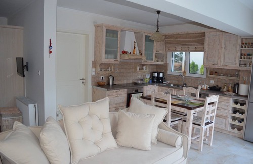 Egira Apartment | Blue Ark Aigeira Flat & Studio
