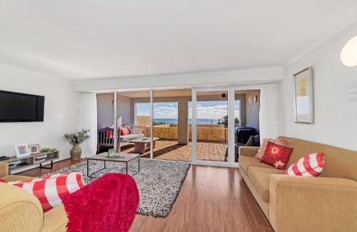 Halls Head House | Blue Bay Beach Stay - Mandurah