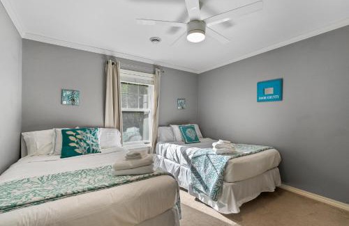 Fish Creek House | Blue Bear Cottage at Simple Life Rentals