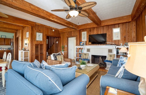 St. Augustine Beach House | Blue dolphin beach front cottage 5 star home- large private pool - one of a kind