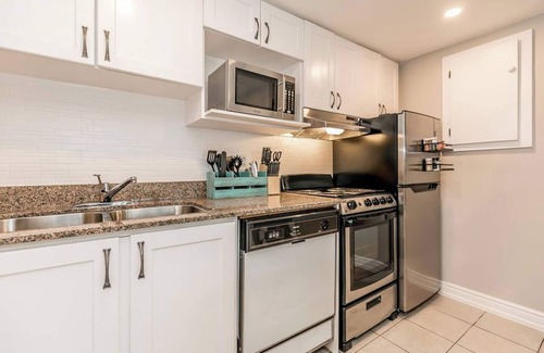Craigleith Condo | Blue Heart Mountain Studio Dream: Newly Renovated, Clean, Next to the Hills