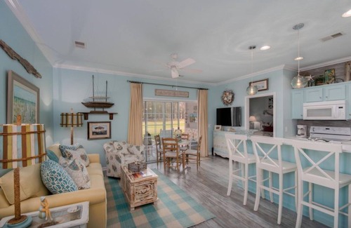 Sea Trail Condo | "Blue Heaven" luxury ML condo w/screened porch