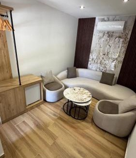 Borsh Hotel | Blue Heaven Seaside