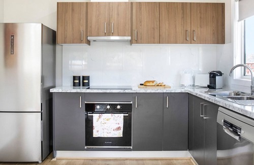 Mittagong Cottage | Blue Hen – A charming and central cottage