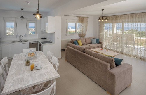 Lygaria Villa | Blue Hills Villas by Estia, Green 3
