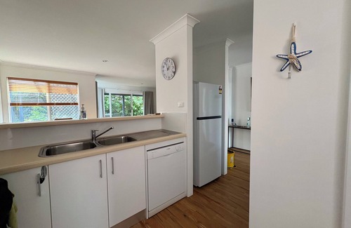 City Of Busselton House | Blue Horizon | 3BR Beach Retreat