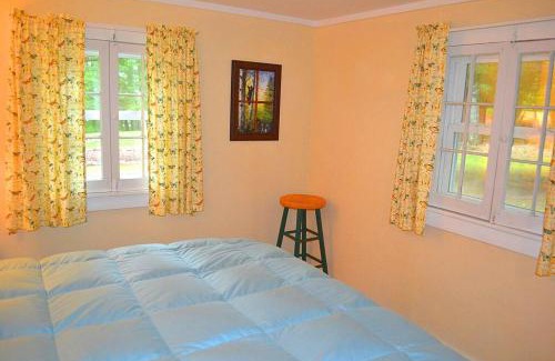 Minocqua House | Blue Lake Cottage - 10 Minutes to Minocqua