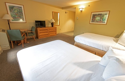Carlisle Hotel | Blue Licks Battlefield State Resort Park