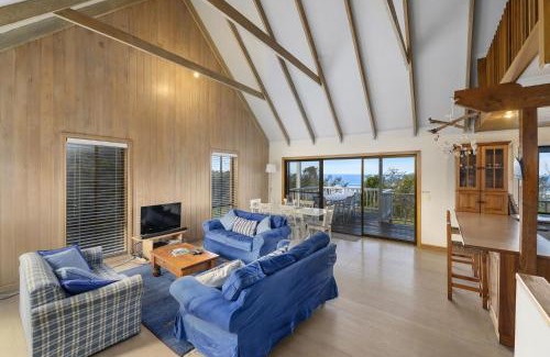 Arrawarra Headland House | Blue Oar Beach House Arrawarra Headland