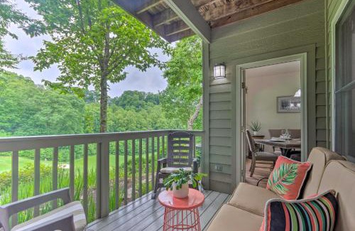 Mountain Air Apartment | Blue Ridge Mtn Views Condo with Furnished Balcony