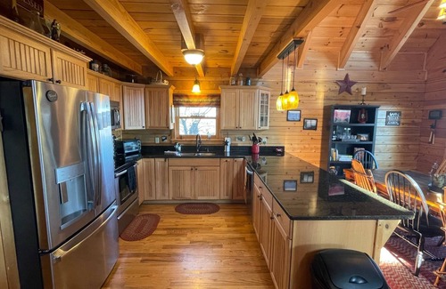 Cana Cabin | Blue Ridge Parkway Panoramic Paradise-60 Mile View, Blue Ridge Panoramic Paradise - 60 Mile View