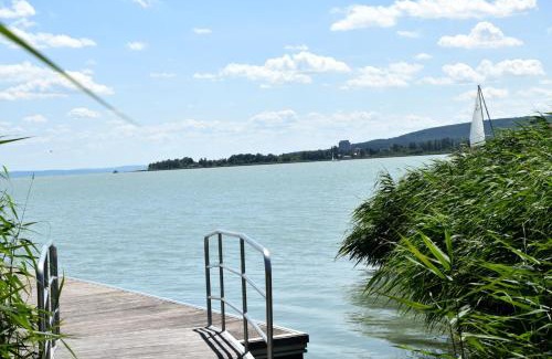 Balatonfuzfo Apartment | Blue Sapphire Apartman