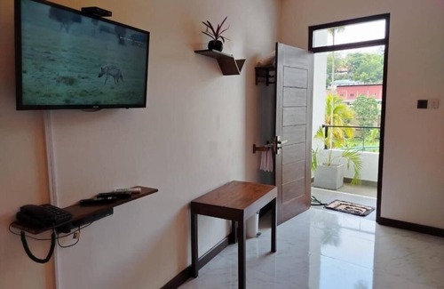 Kahangama Apartment | BLUE SAPPHIRE SUITE