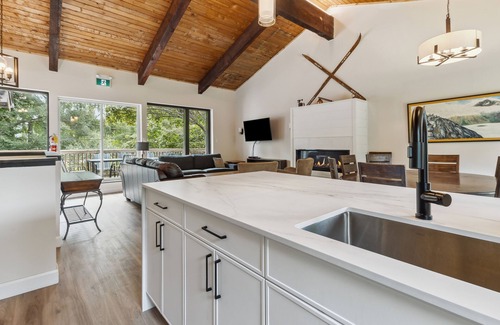 The Blue Mountains House | Blue View Chalets