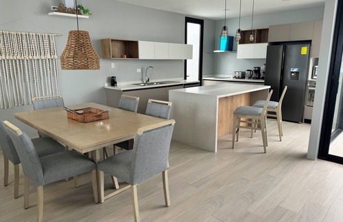 Punta Blanca Villa | Blue Villas