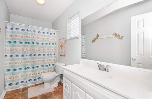 Surfside Beach House | Blue Wave - 100 Steps to sand Less than 1min walk