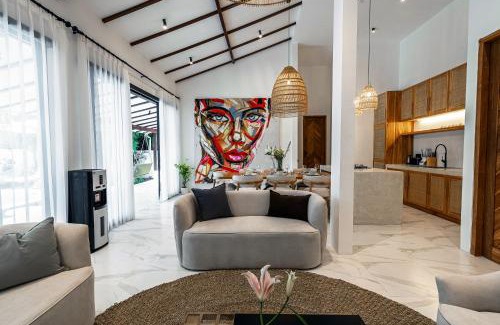 Penestanan Villa | Blue Wave Ubud - New Bali Gem - Poolside Bliss Awaits