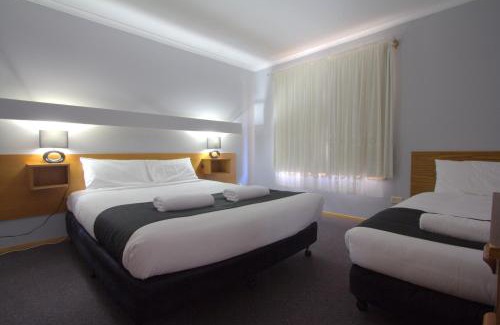 Warrnambool Apartment | Blue Whale Motor Inn & Apartments