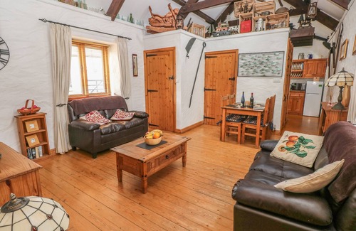 Milford Haven Cottage | Bluebell Cottage