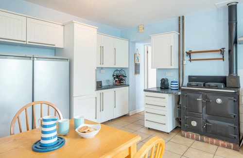 Solva Cottage | Blueberry Cottage, Holiday cottage Solva, Sleeps 6, 3 bedrooms, bathrooms