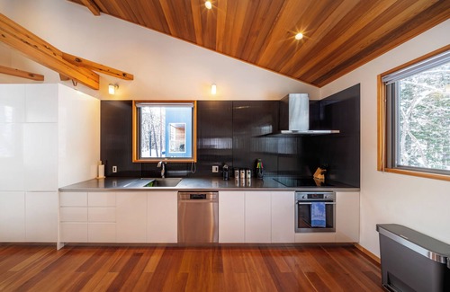 Echo Land Cottage | Bluebird Chalets by The Hakuba Collection