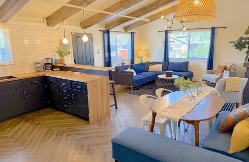River West House | Bluebird Day - Fox Den South