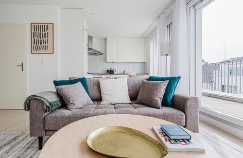 Basel Apartment | Blueground | Am Ring, private w/d, furnished