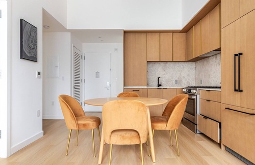 Gowanus Apartment | Blueground | Gowanus, rooftop pool, nr Prospect Park