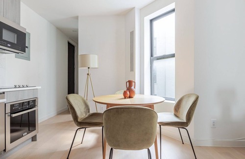 Hunters Point Apartment | Blueground | Long Island City, AC, w/d, nr MoMA