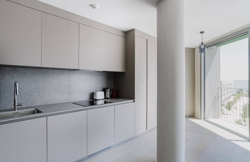 Marvila Apartment | Blueground | Marvila, sea view, w/d & a/c