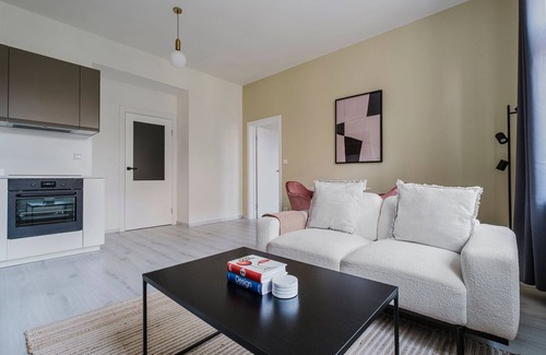 Vrsovice Apartment | Blueground | Prague 10, fully equipped & nr park - PRG23 (PRG-23)